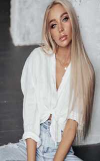 Шлюха Аврора 34452